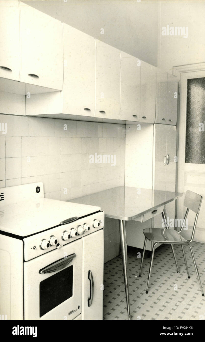 Mobili per cucina degli anni settanta, Italia Foto Stock