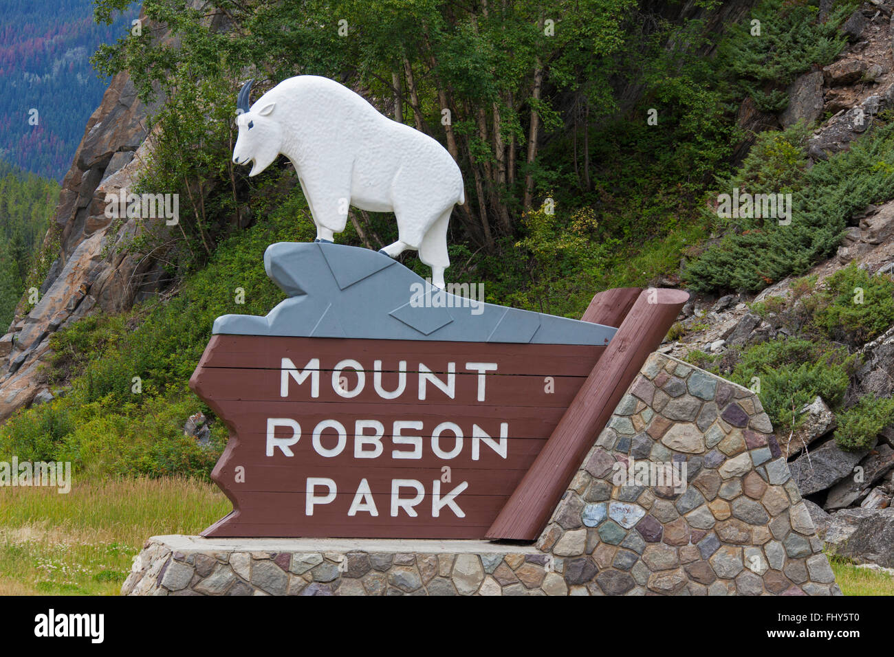 Segno di entrata del Monte Robson Provincial Park, British Columbia, Canada Foto Stock