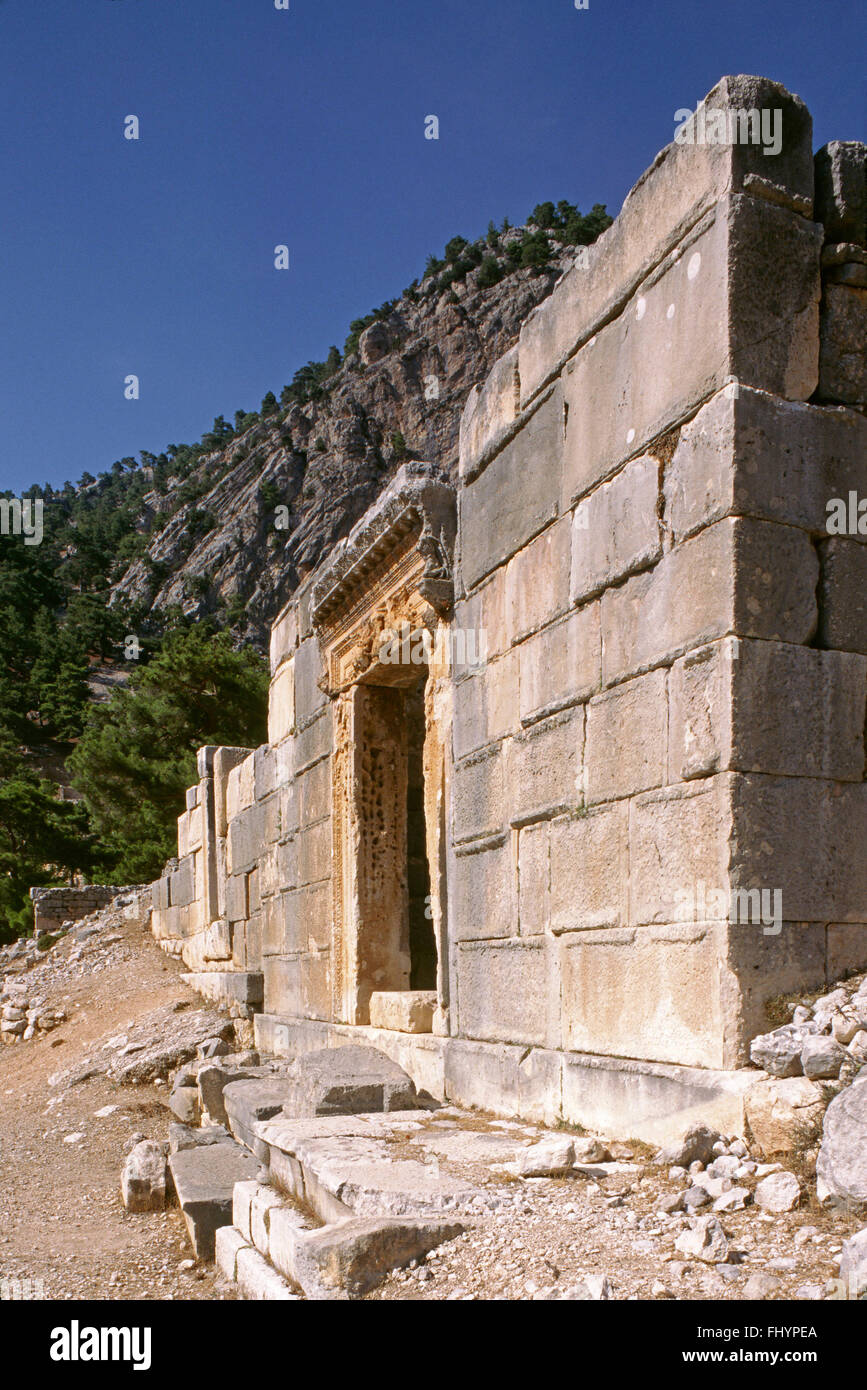 Bella pietra lavorare alla antica città LYCIAN rovine di ARYKANDA - TURCHIA Foto Stock