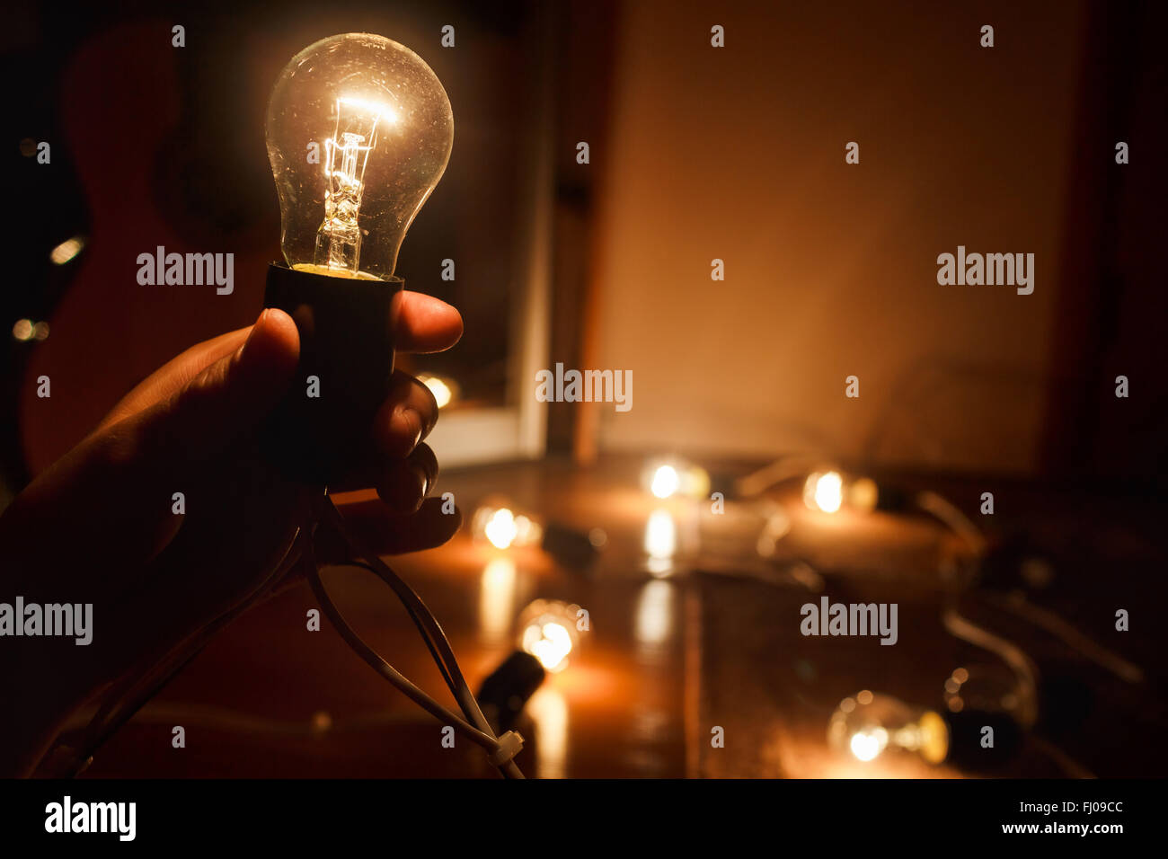 Lampadina calda immagini e fotografie stock ad alta risoluzione - Alamy