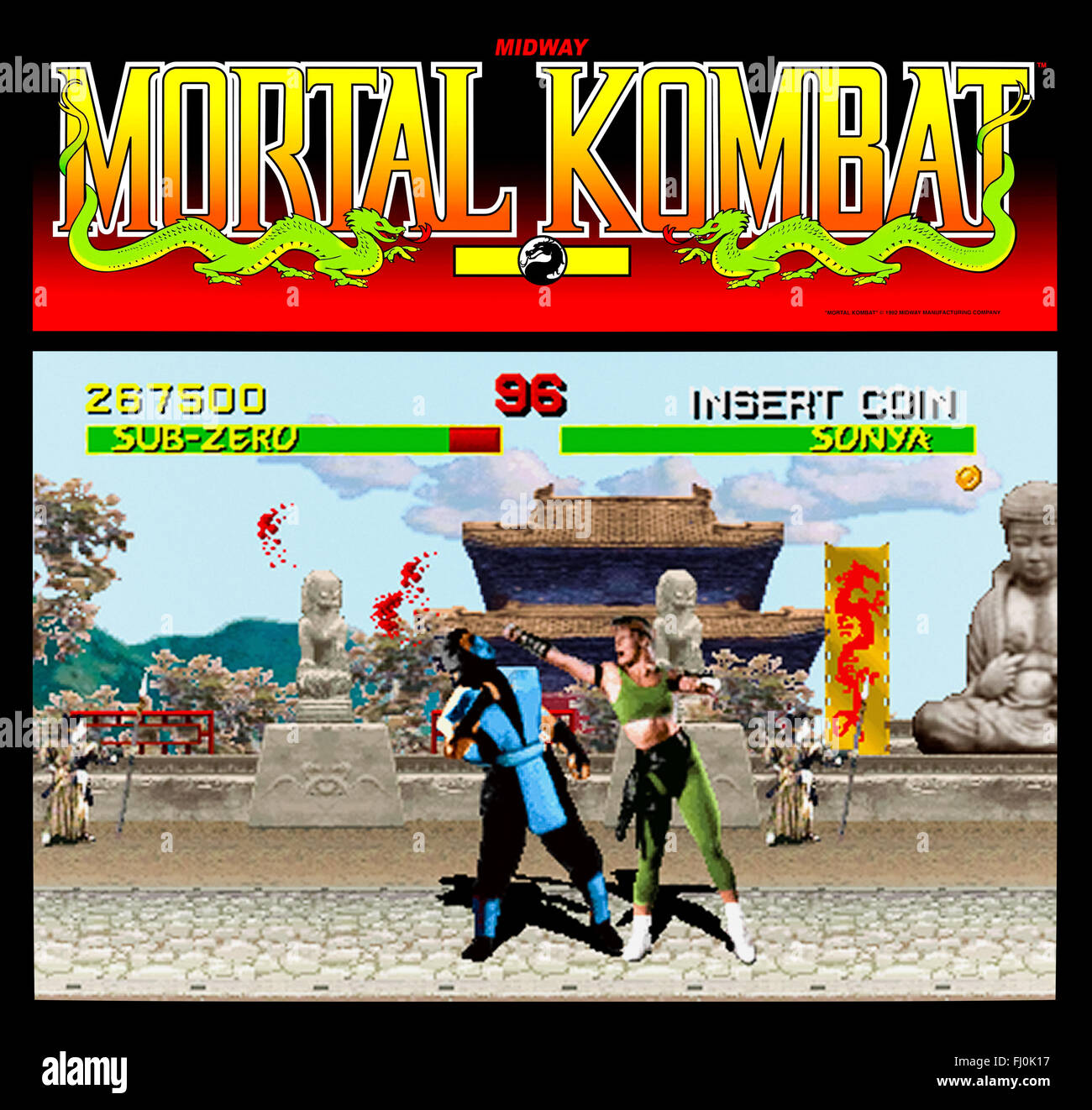 'Mortal Kombat' il gioco arcade originale che ha dato il via alla serie di successo, rilasciata per la prima volta nel 1992 da Midway Games a molte polemiche a causa della violenza e della violenza più alta. Per ulteriori informazioni, vedere la descrizione. Foto Stock