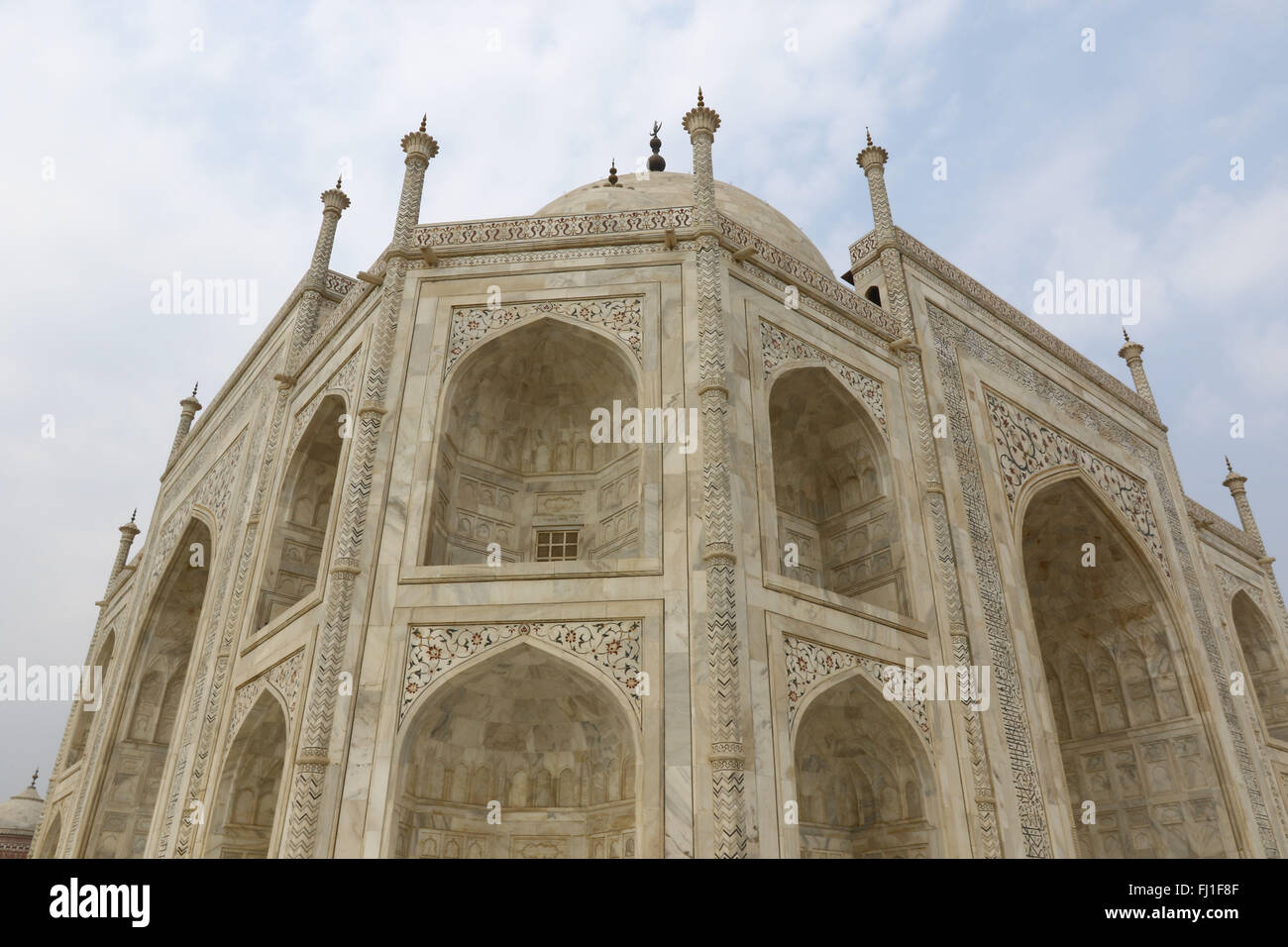 Il Taj Mahal , dichiarati Patrimonio mondiale dell umanità dall UNESCO, Agra, Uttar Pradesh, India il 15 febbraio 2016. Foto di Palash Khan Foto Stock