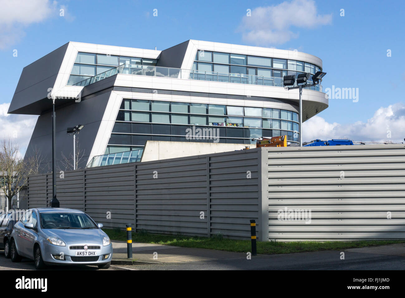 La Evelyn Grace Academy, progettato da Zaha Hadid ha vinto il premio di Stirling in 2011. Foto Stock