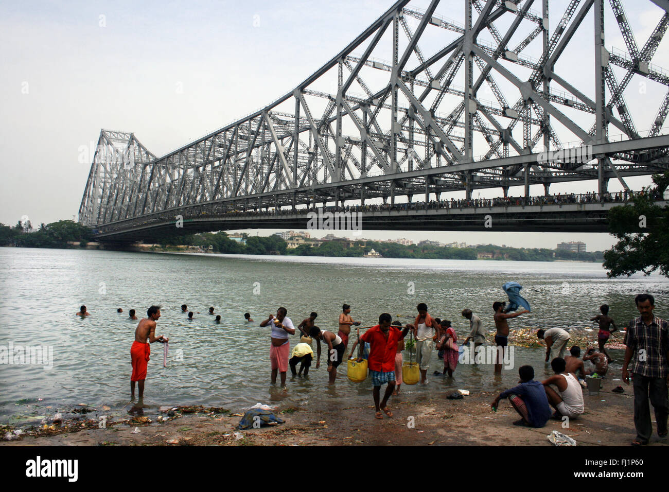 Incredibile quella di Howrah bridge architettura in Kolkata, India Foto Stock