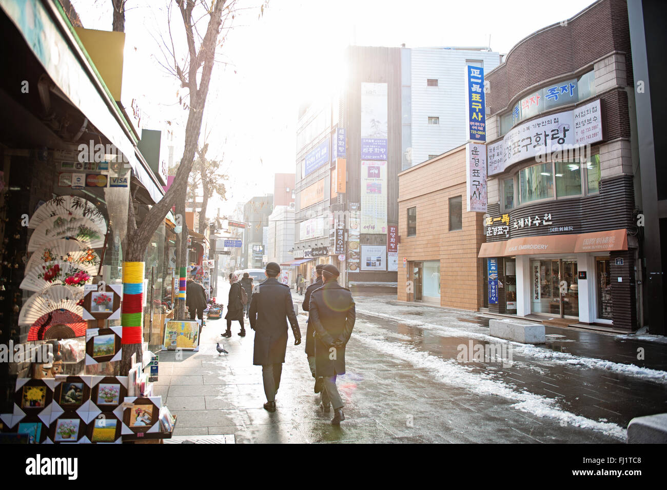 La mattina presto a Insadong, Seoul, Corea del Sud Foto Stock