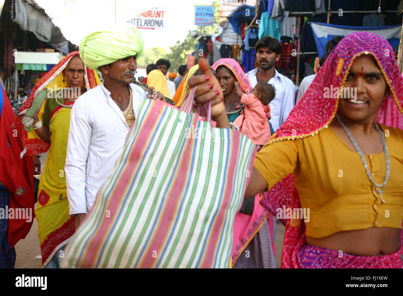Pushkar mela camel fair , persone , atmosfera e scene di strada Foto Stock