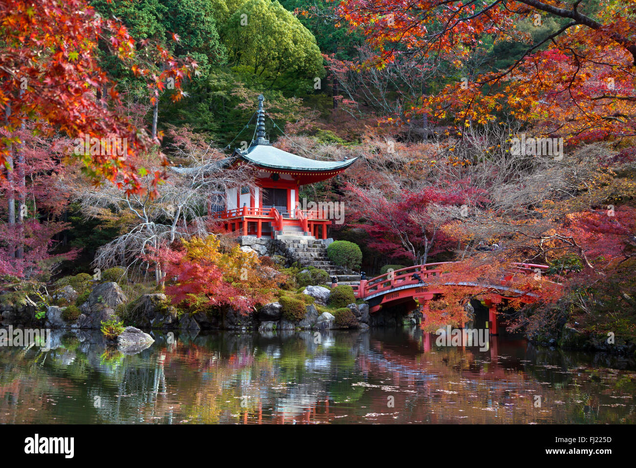 Daigoji, tempio della setta Shingon del Buddismo Giapponese e la designazione di un sito del patrimonio culturale mondiale dell UNESCO a Kyoto , Giappone . Foto Stock