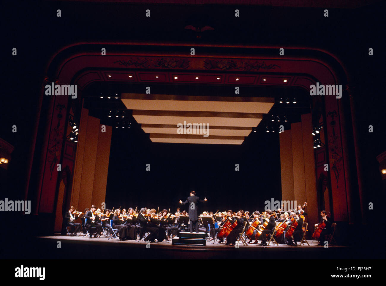 Delaware Symphony Orchestra in Grand Opera House; Wilmington, Delaware; USA Foto Stock