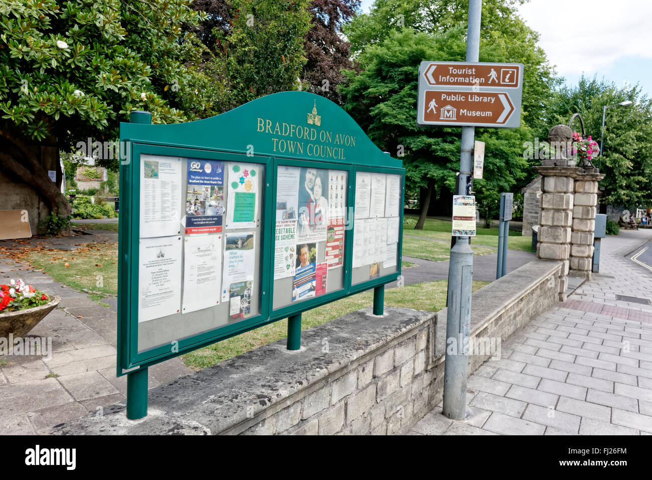 Bradford on Avon Consiglio Comunale Information board, Wiltshire, Regno Unito. Foto Stock