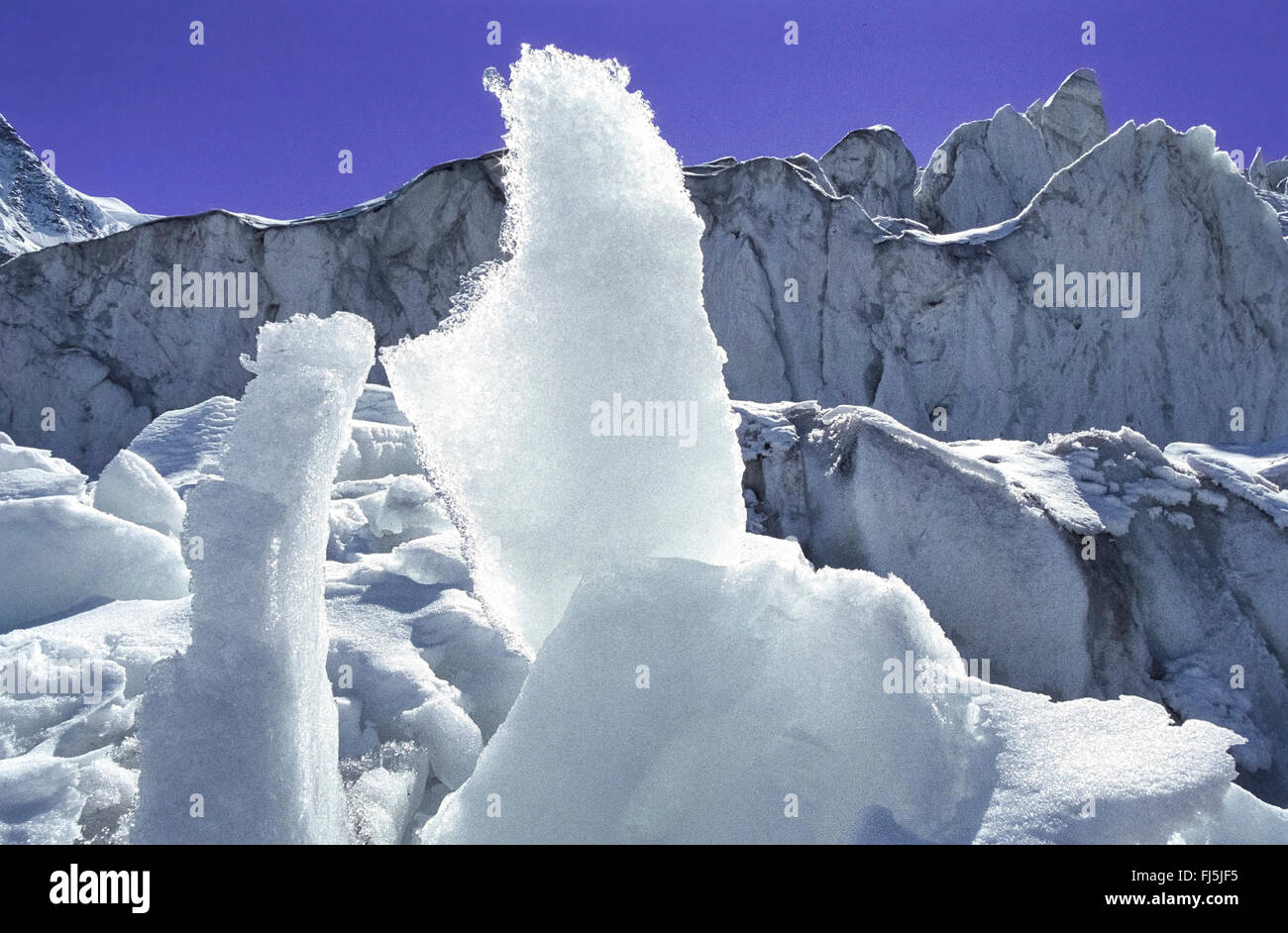 Sculture di ghiaccio del ghiacciaio Gorner, Svizzera, Oberwallis Foto Stock