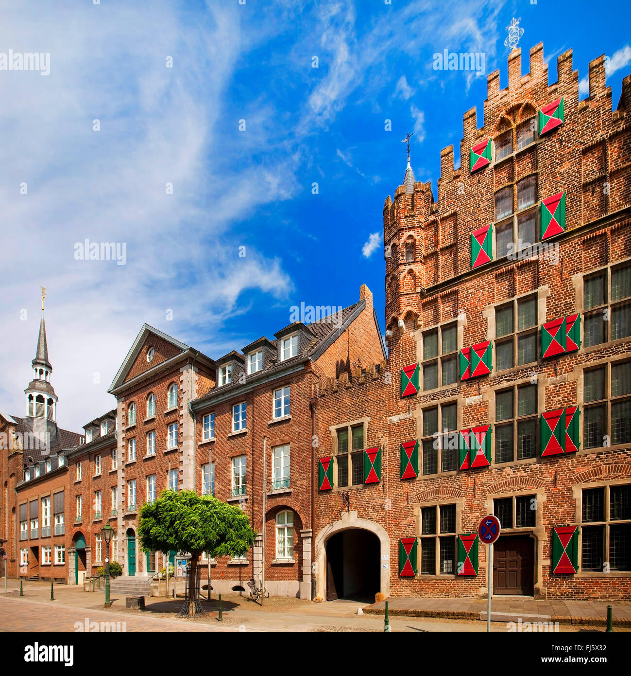 Chiesa protestante, Municipio e casa patrizia 'Haus zu den fuenf Ringen', in Germania, in Renania settentrionale-Vestfalia, Basso Reno, Goch Foto Stock