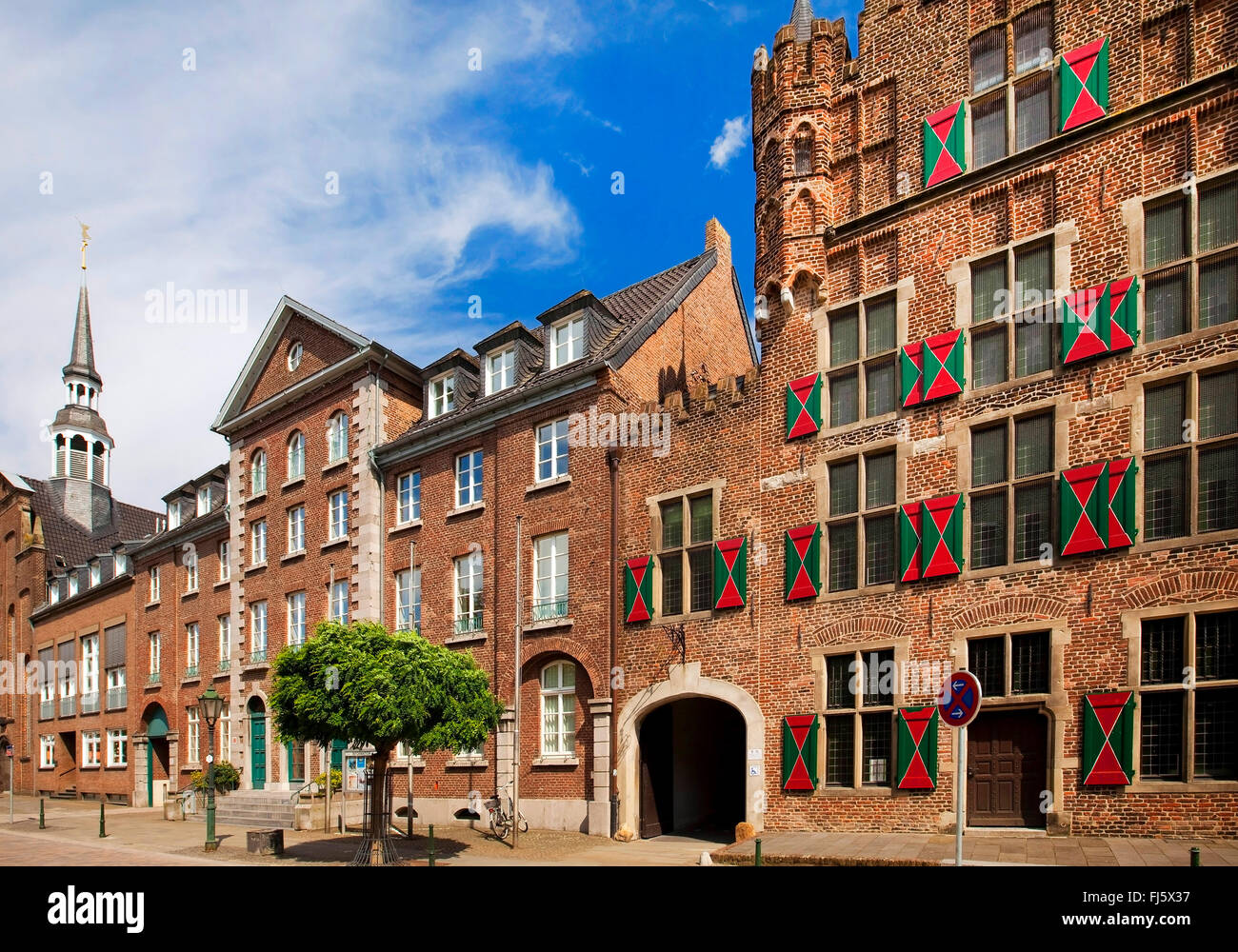 Chiesa protestante, Municipio e casa patrizia 'Haus zu den fuenf Ringen', in Germania, in Renania settentrionale-Vestfalia, Basso Reno, Goch Foto Stock