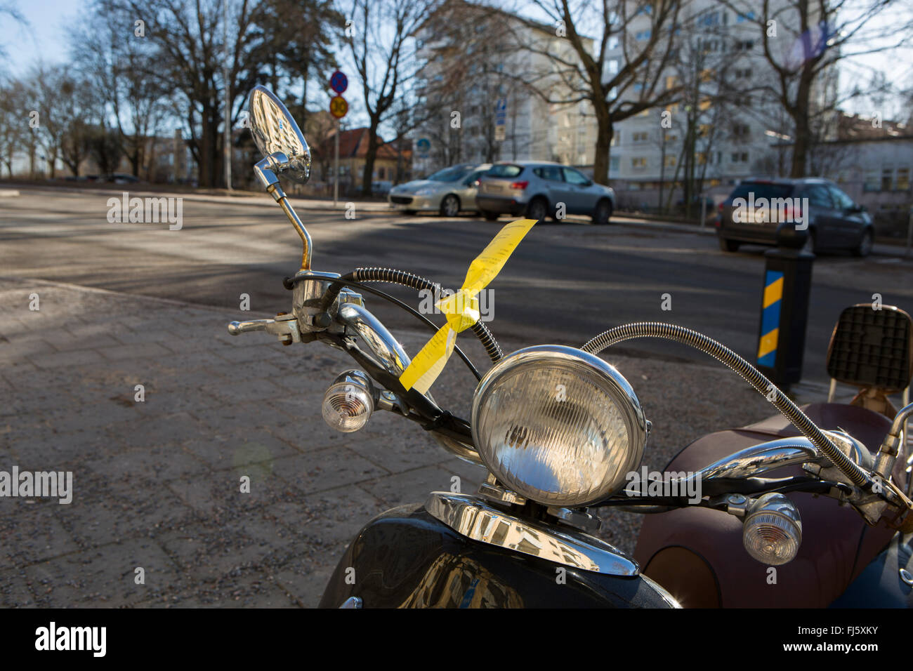 Motociclo ha ricevuto una multa di parcheggio Foto Stock