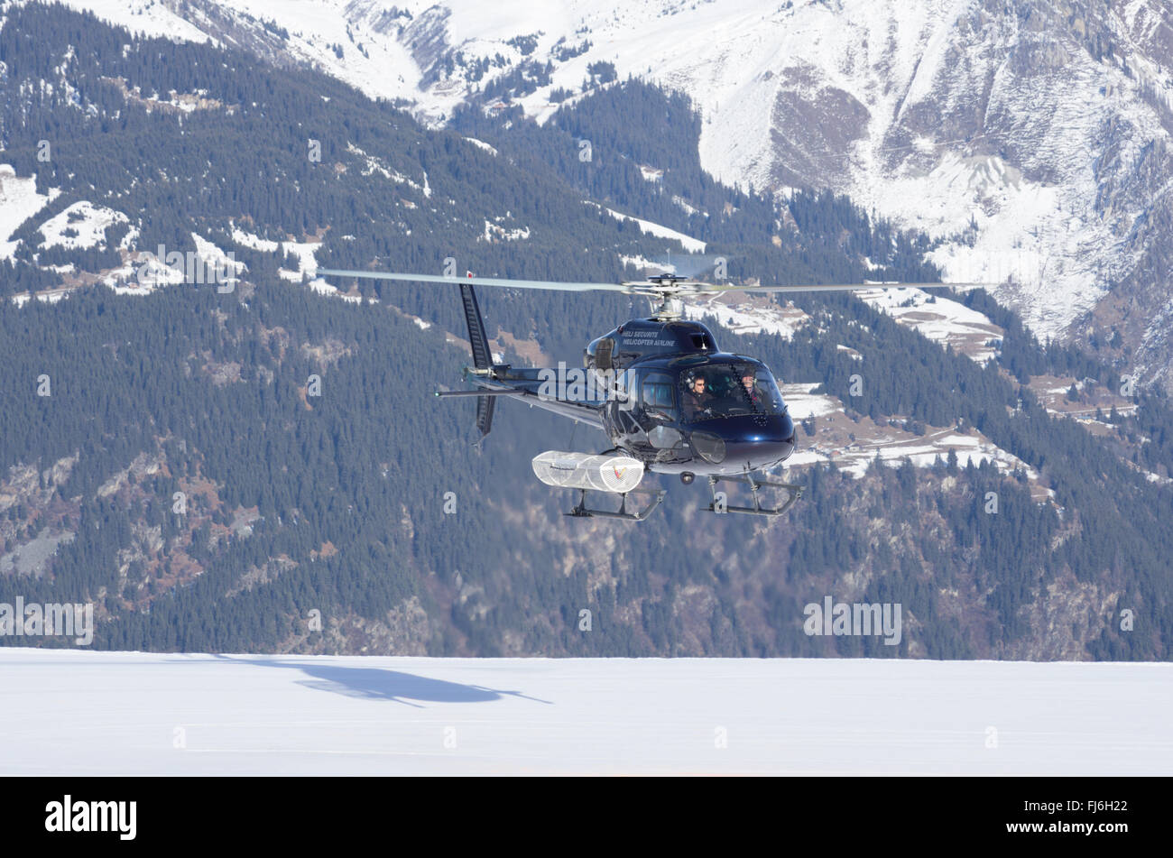 COURCHEVEL,FRANCIA-GEN.08: eliporto sulla parte superiore per jet privato di ricchi tussian il 6 gennaio 2011 a Courchevel, Francia. Foto Stock