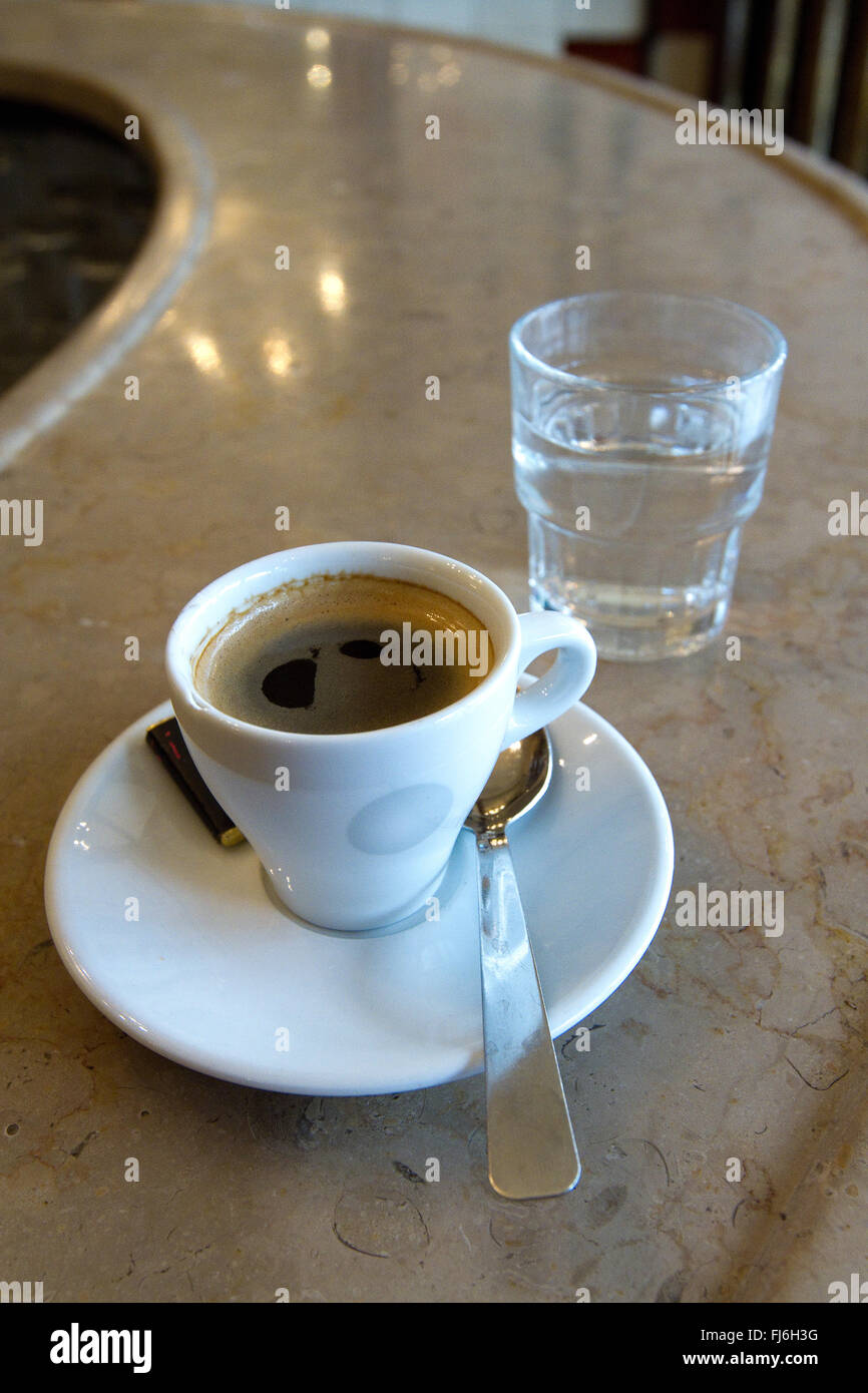 Caffè parigino Foto Stock