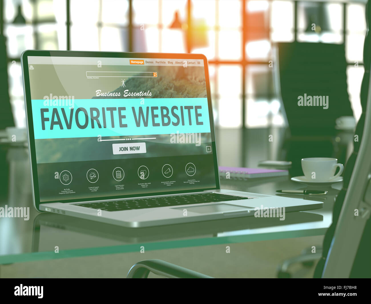 Sito Web preferito sul computer portatile in ambiente di lavoro moderno sfondo. Foto Stock