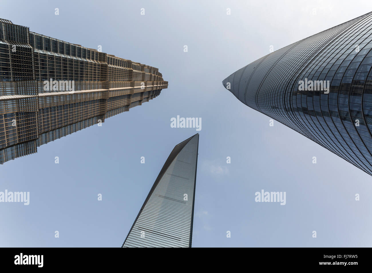 Vista dei tre edifici più alti in Shanghai World Financial Center, Jim Mao, e la Shanghai Tower Foto Stock