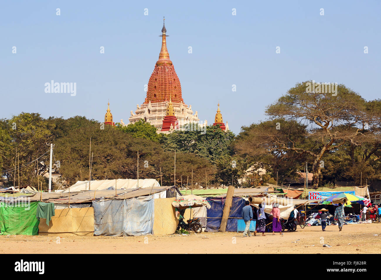 Ananda Tempio Pagoda in Old Bagan, Bagan, Myanmar (Birmania) Foto Stock