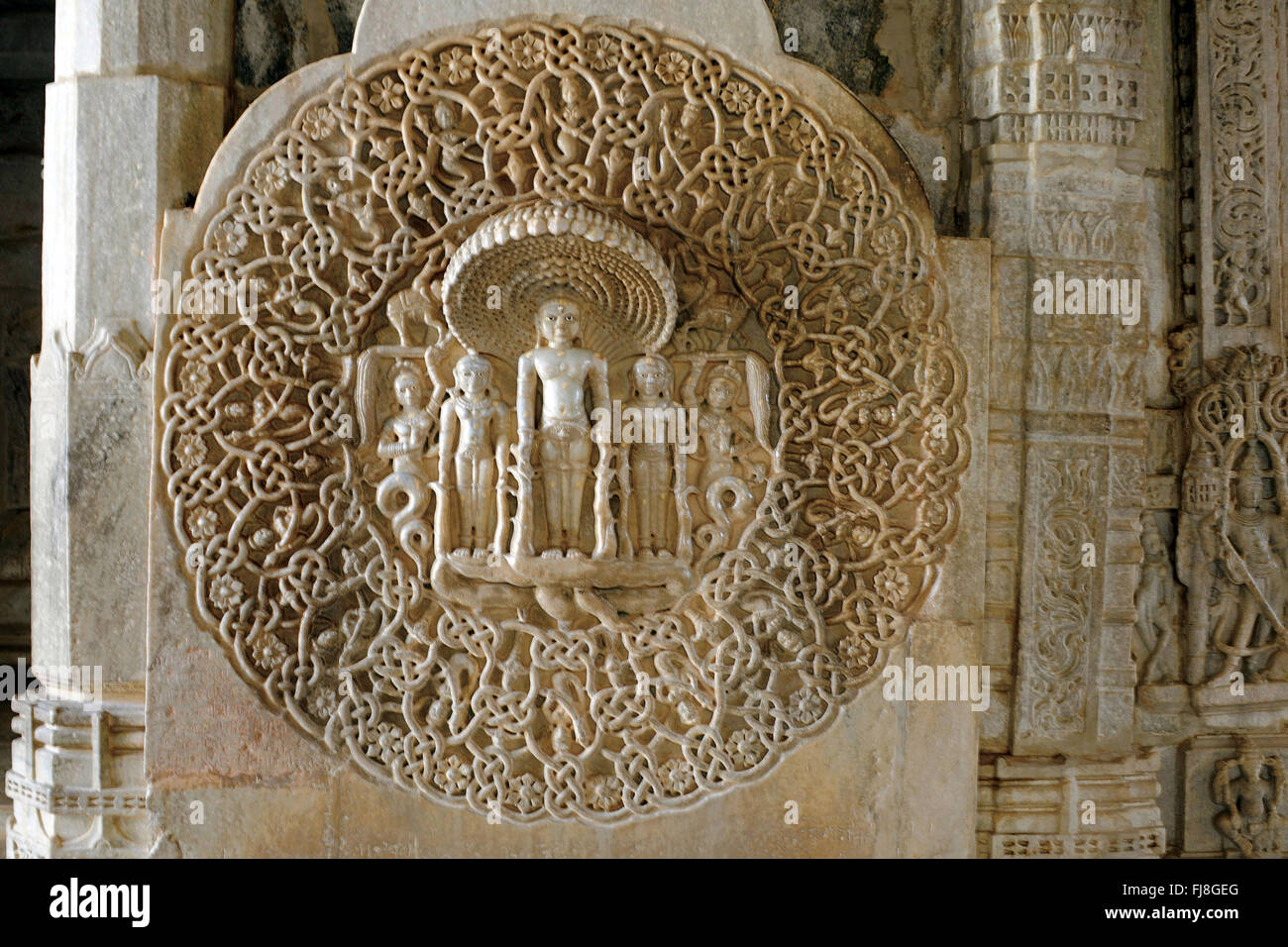 Medaglione Parshvanath adinatha tempio ranakpur, Rajasthan, India, Asia Foto Stock