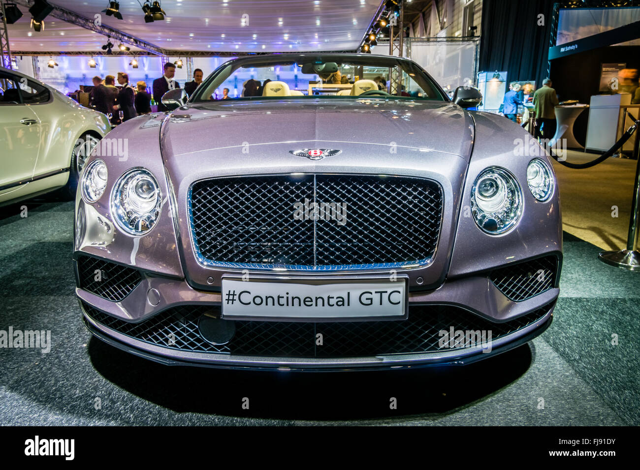 Auto di lusso Bentley Continental GTC V8S, fin dal 2016. Foto Stock