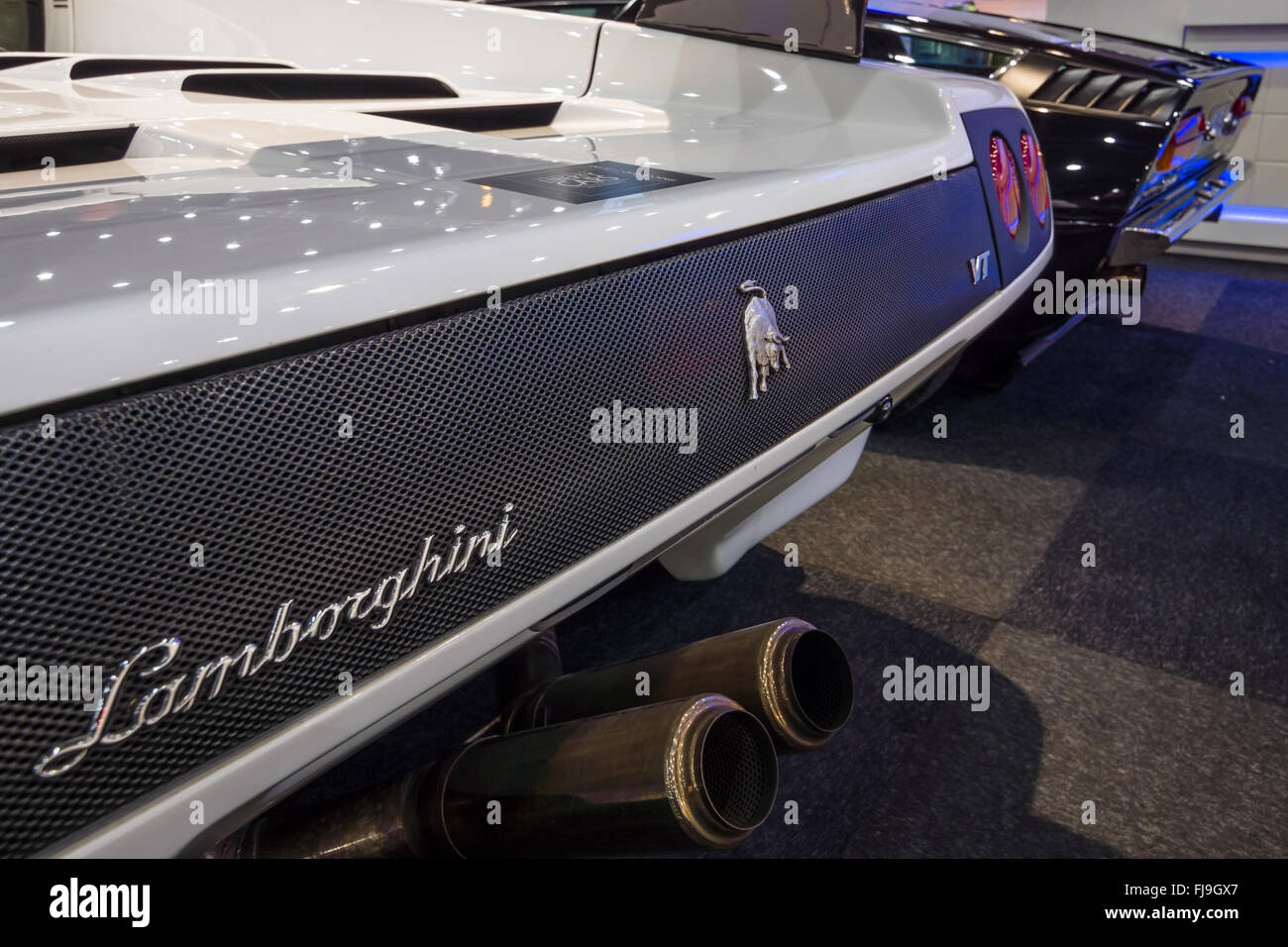 Frammento di un high-performance metà bimotore auto sportive Lamborghini Diablo VT 6.0, 2000 Foto Stock