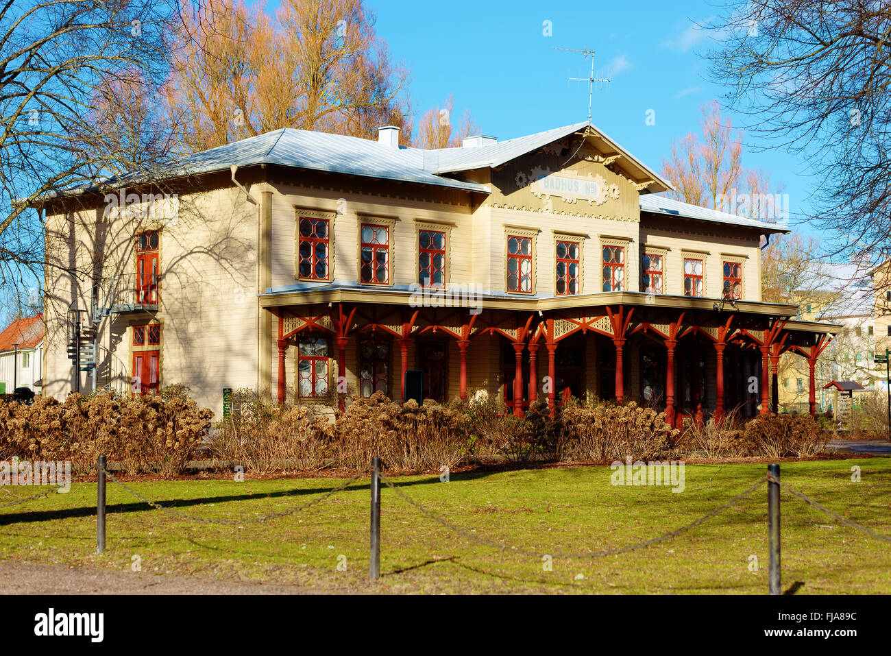 Ronneby, Svezia - 26 Febbraio 2016: Il Badhus n. 1 è un patrimonio storico edificio dal 1876, ospitò 24 armadi di balneazione in t Foto Stock
