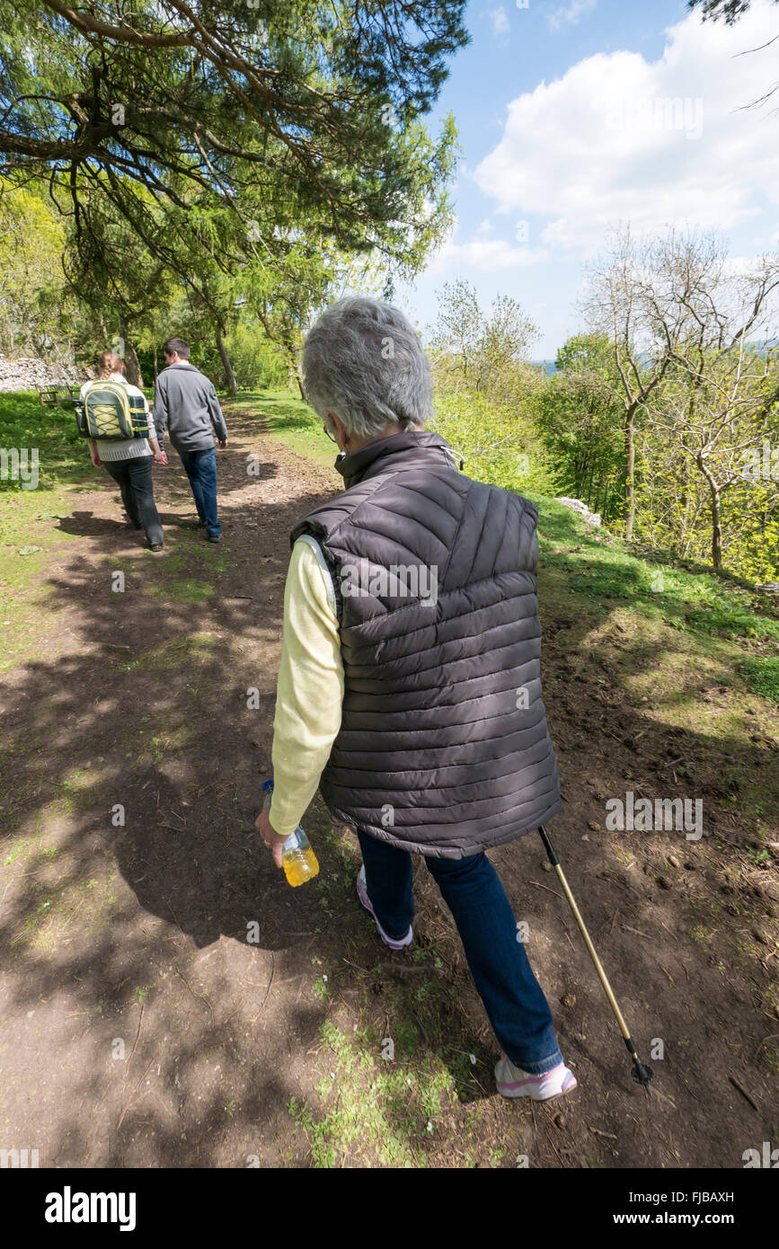 Camminando in campagna immagini e fotografie stock ad alta risoluzione -  Alamy