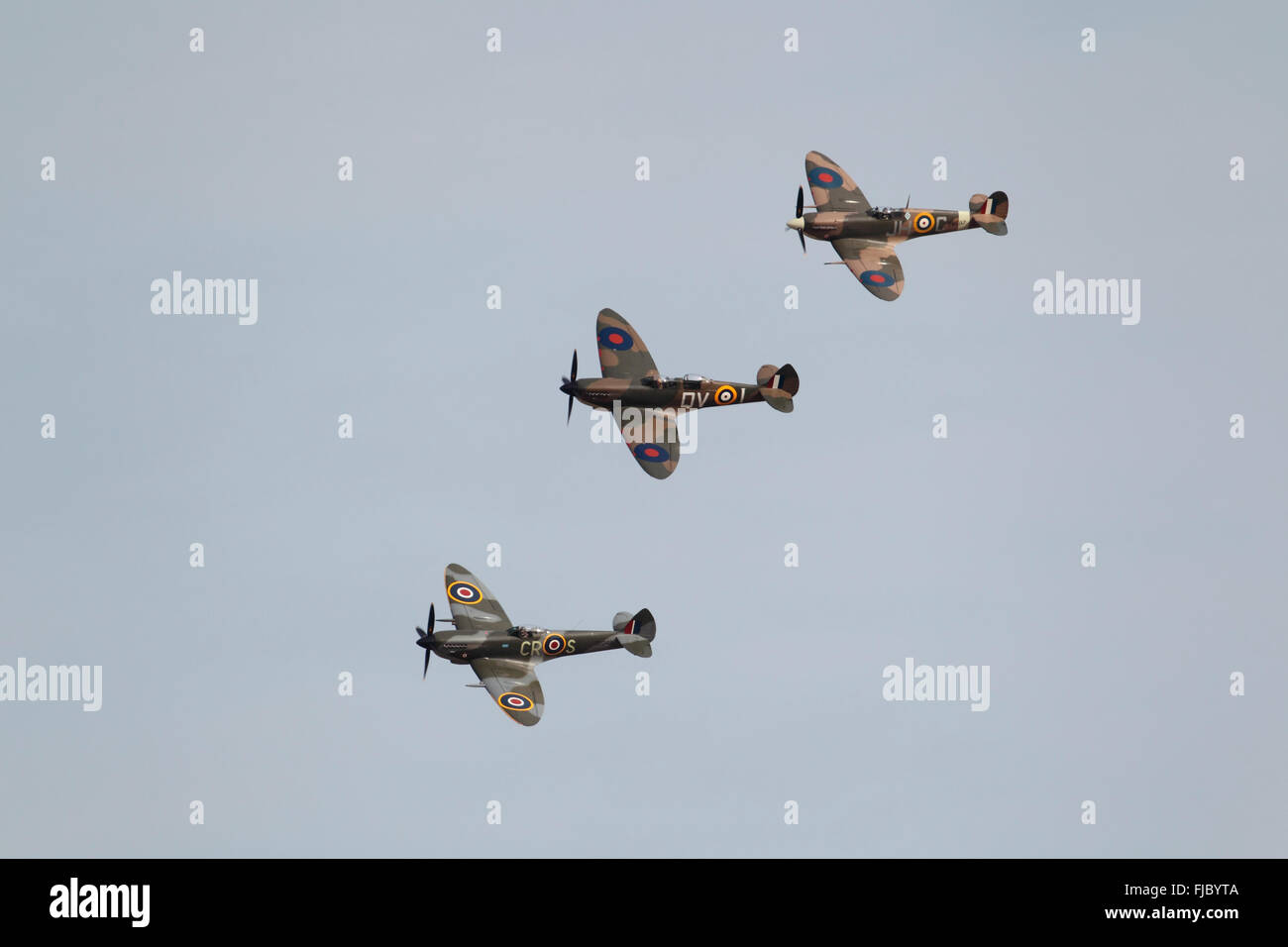 Tre Supermarine Spitfire aeromobile dal Royal Air Force, RAF, il volo in formazione, Regno Unito Foto Stock