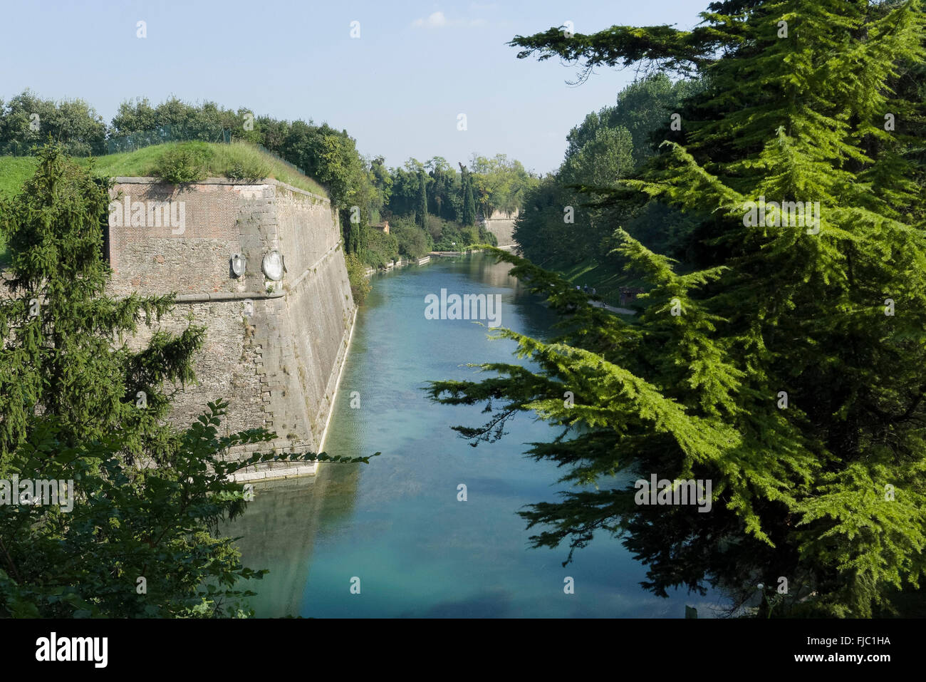 Il Festung, Festungsgraben, Peschiera del Garda Veneto, Italien | Fossato, Peschiera del Garda, Veneto, Italia Foto Stock