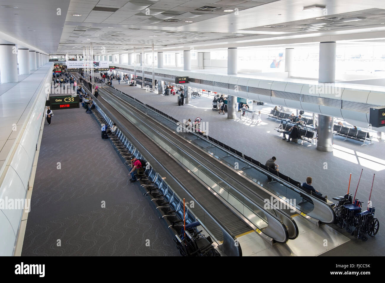 Spostando il marciapiede, dall'Aeroporto di Denver, Stati Uniti d'America Foto Stock