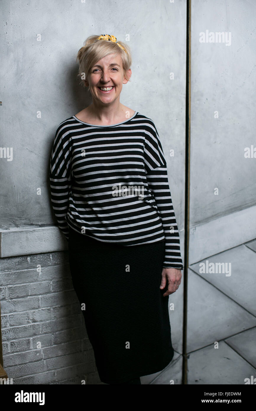 L'attrice Julie Hesmondhalgh presso il Royal Exchange Theatre di Manchester. Foto Stock