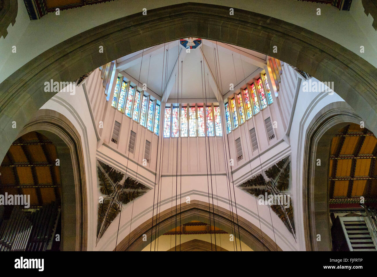 "Corona di Spine" di John Hayward nella Torre Lanterna a Blackburn cattedrale, Blackburn Lancashire, Regno Unito. Foto Stock