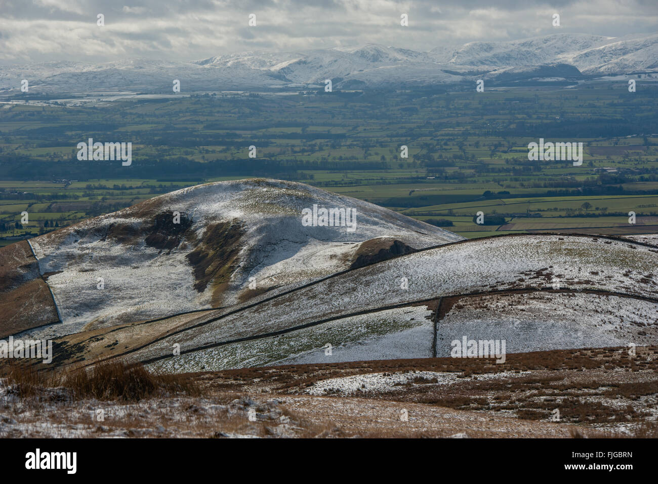 Knock è sceso, Cumbria, Regno Unito Mercoledì 2 marzo 2016. Tempesta Jake. Il Pennines e il Howgills ancora una volta coperto di neve. La sua seconda giornata meteorologica di primavera e inverno è su di noi ancora una volta. Il credito. Paolo Witterick/Alamy Live News Foto Stock