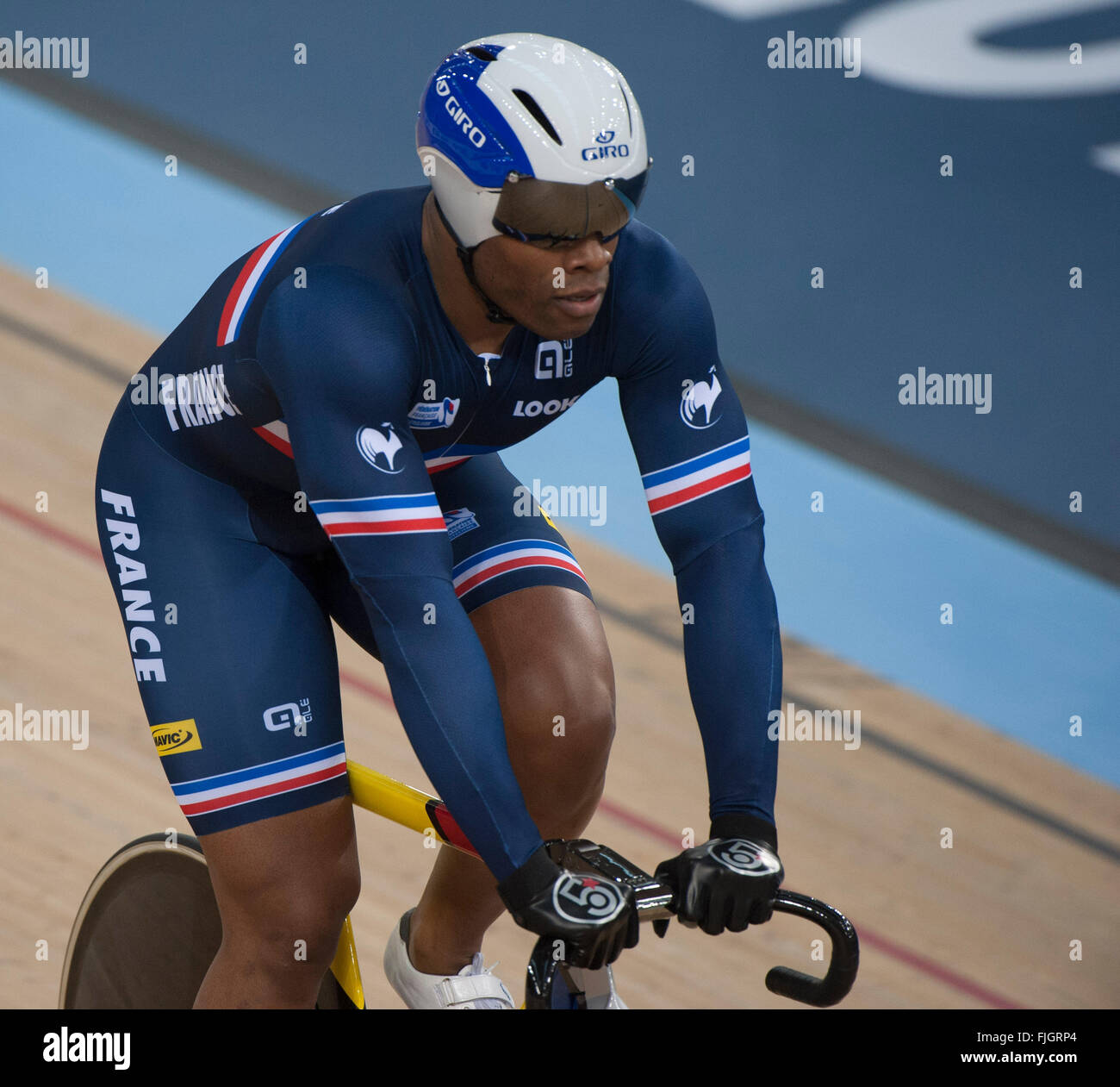 Lee Valley VeloPark, Queen Elizabeth Olympic Park, London, Regno Unito. 2 marzo 2016. Gregory Bauge [fra] in azione durante il Team MenÕs Sprint (qualifica). Credito: Stephen Bartolomeo/Alamy Live News Foto Stock