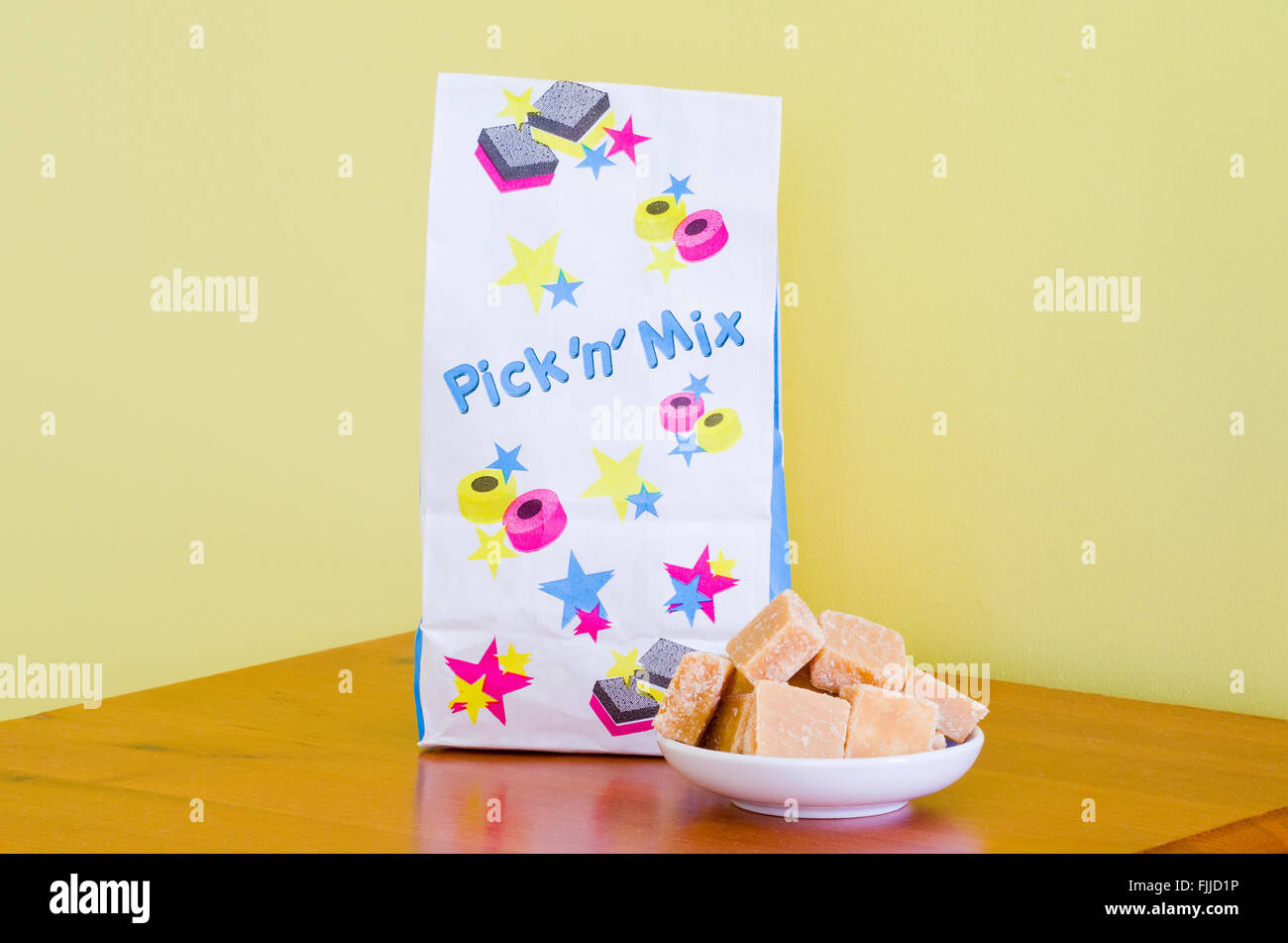 Scottish Tablet dolci e un Pick & Mix sacchetto Foto Stock