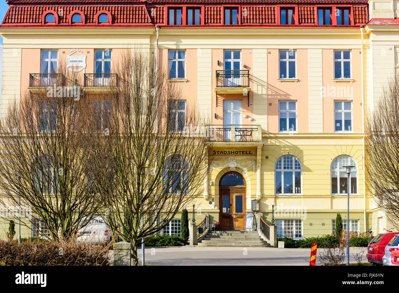 Solvesborg, Svezia - 27 Febbraio 2016: la facciata dell'hotel Stadshotell in Solvesborg centrale. Edificio è dal 1910, archit Foto Stock