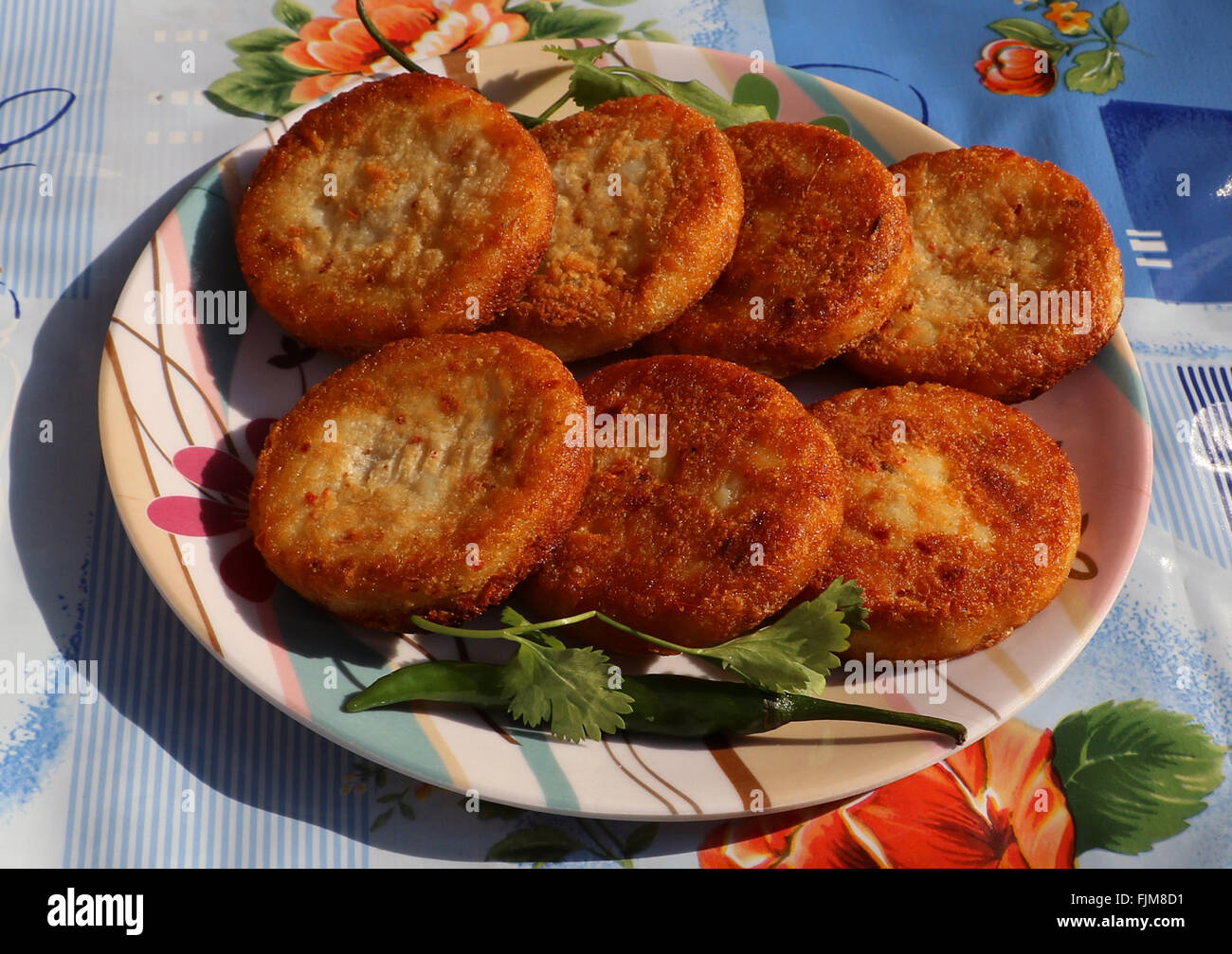 , Aloo Tikki o fritte polpette di patate Foto Stock