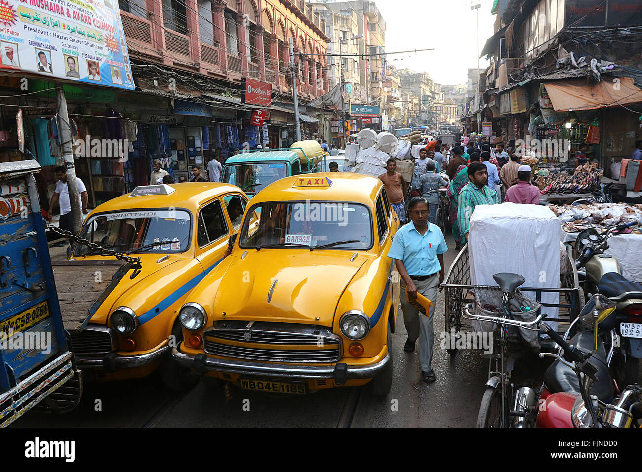 Il 19 febbraio 2016. Barabazaar traffico stradale Bengala Occidentale, Kolkata. Foto di Palash Khan Foto Stock