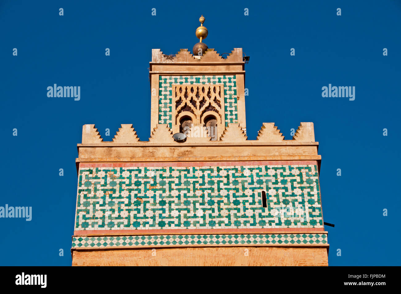 Geografia / viaggi, Marocco Marrakech, edifici, minareto della moschea di Koutoubia, costruito del XII secolo, vista esterna, Additional-Rights-Clearance-Info-Not-Available Foto Stock