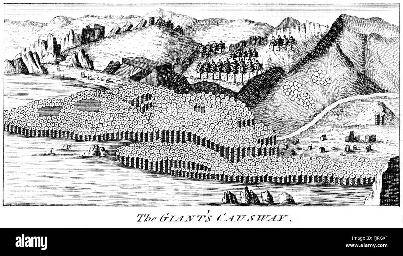 Un'incisione del Giant's Causway (Giants Causeway) scansionata ad alta risoluzione da un libro stampato nel 1763. Creduto libero di copyright. Foto Stock