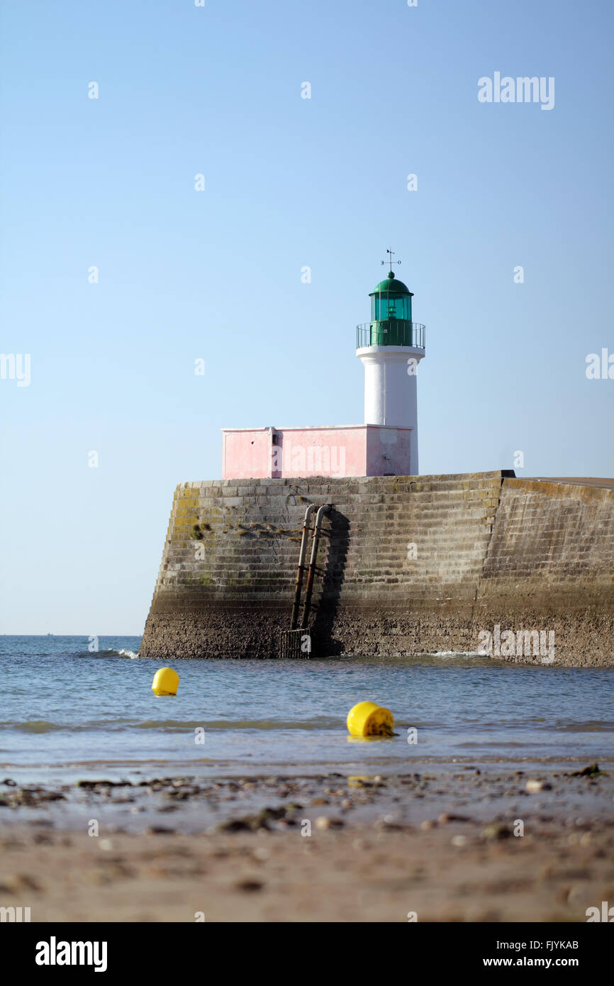 Il bianco e il verde faro Foto Stock