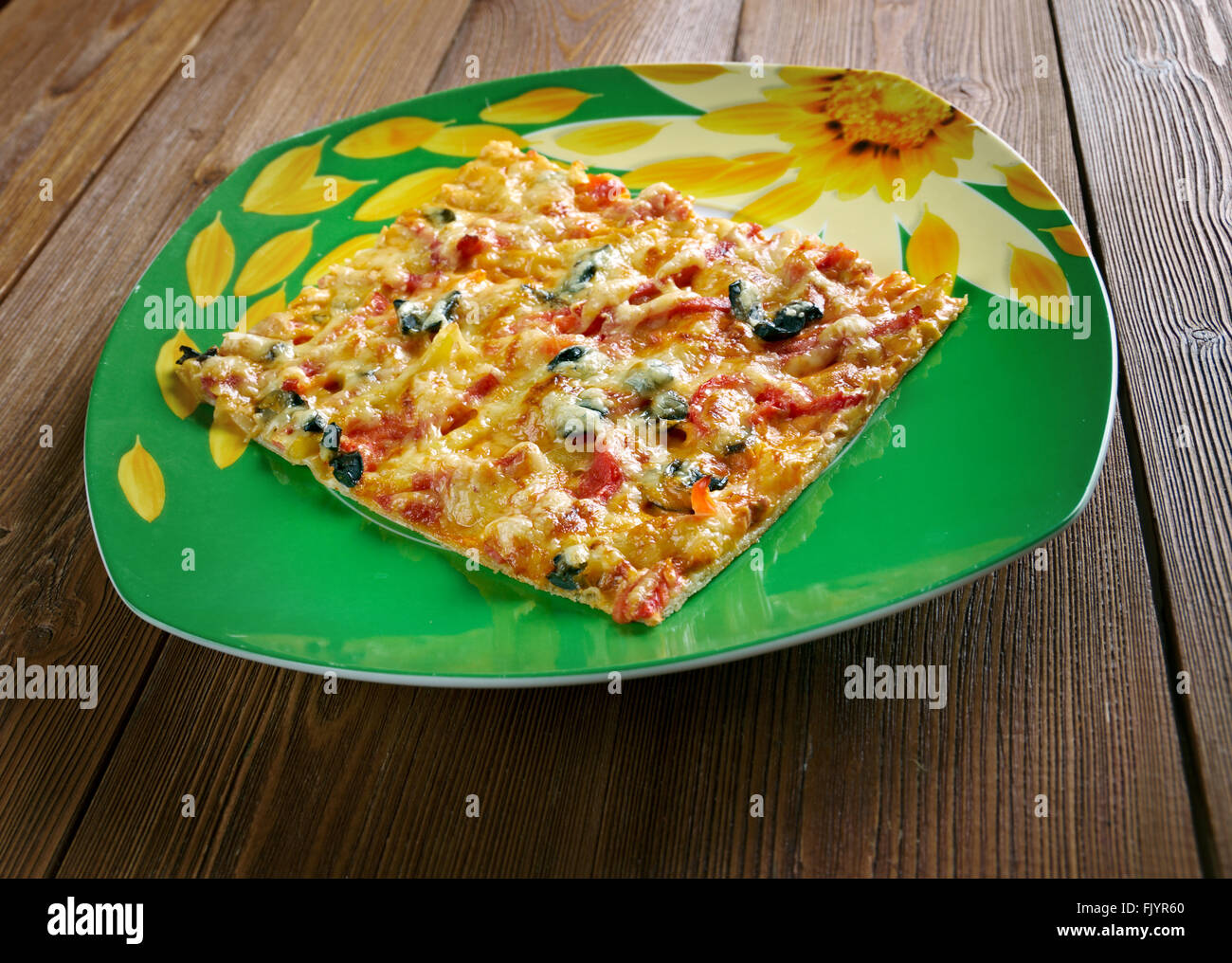 Pizza Siciliana è la pizza preparata in un modo che ha originato in Sicilia, Italia. Con una spessa crosta di o di deep dish pizza. Foto Stock