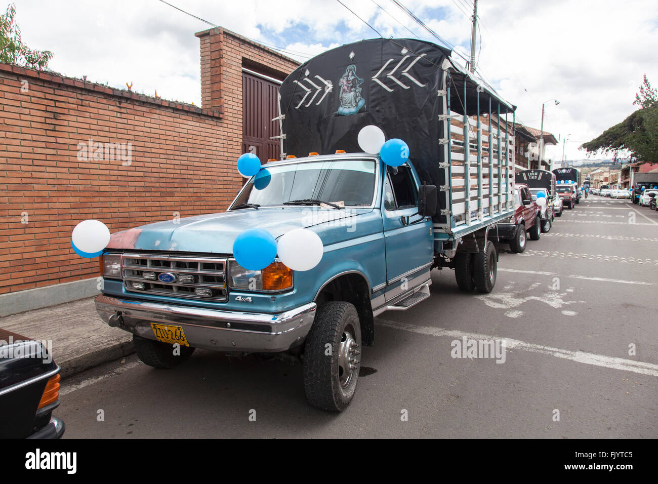 Santa Maria del Monte Carmelo o Virgen del Carmen luglio festival in Colombia, è patrona della Colombia Nazionale di Polizia e auto Foto Stock