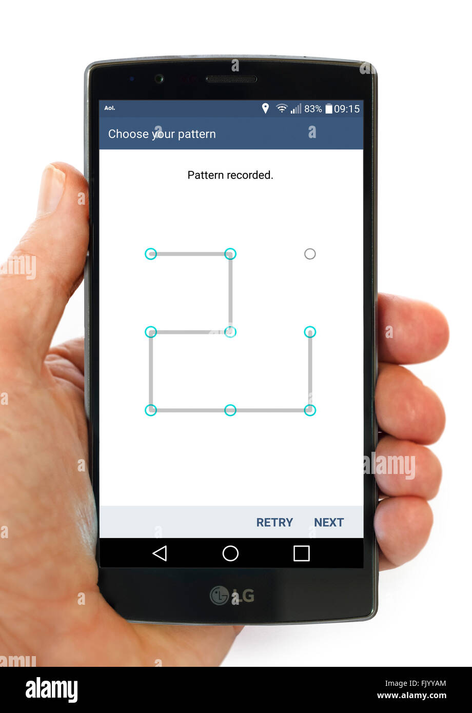 Utilizzando il riconoscimento di pattern per bloccare lo schermo su un LG G4 5,5 pollici per smartphone Android con Android 6 marshmallow Foto Stock