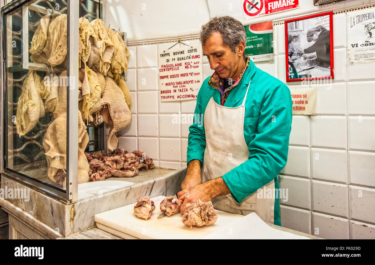 Italia Liguria Genova Tripperia La Casana - vico Casana - Antica Tripperia in centro storico - Preparazione della trippa Foto Stock