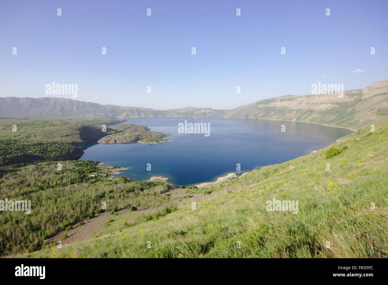 Nemrut Dagi caldera e il cratere del lago (Sogukgöl, lago freddo). Turchia, Anatolia Orientale Foto Stock