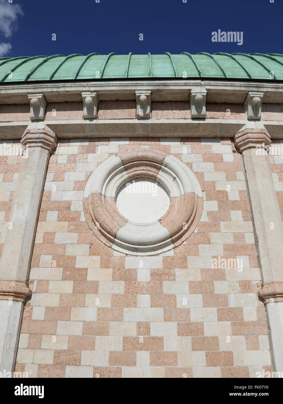 Dettaglio della parete della Basilica Palladiana il grande monumento pubblico della città di Vicenza in Italia costruito da Andrea Palladio Foto Stock