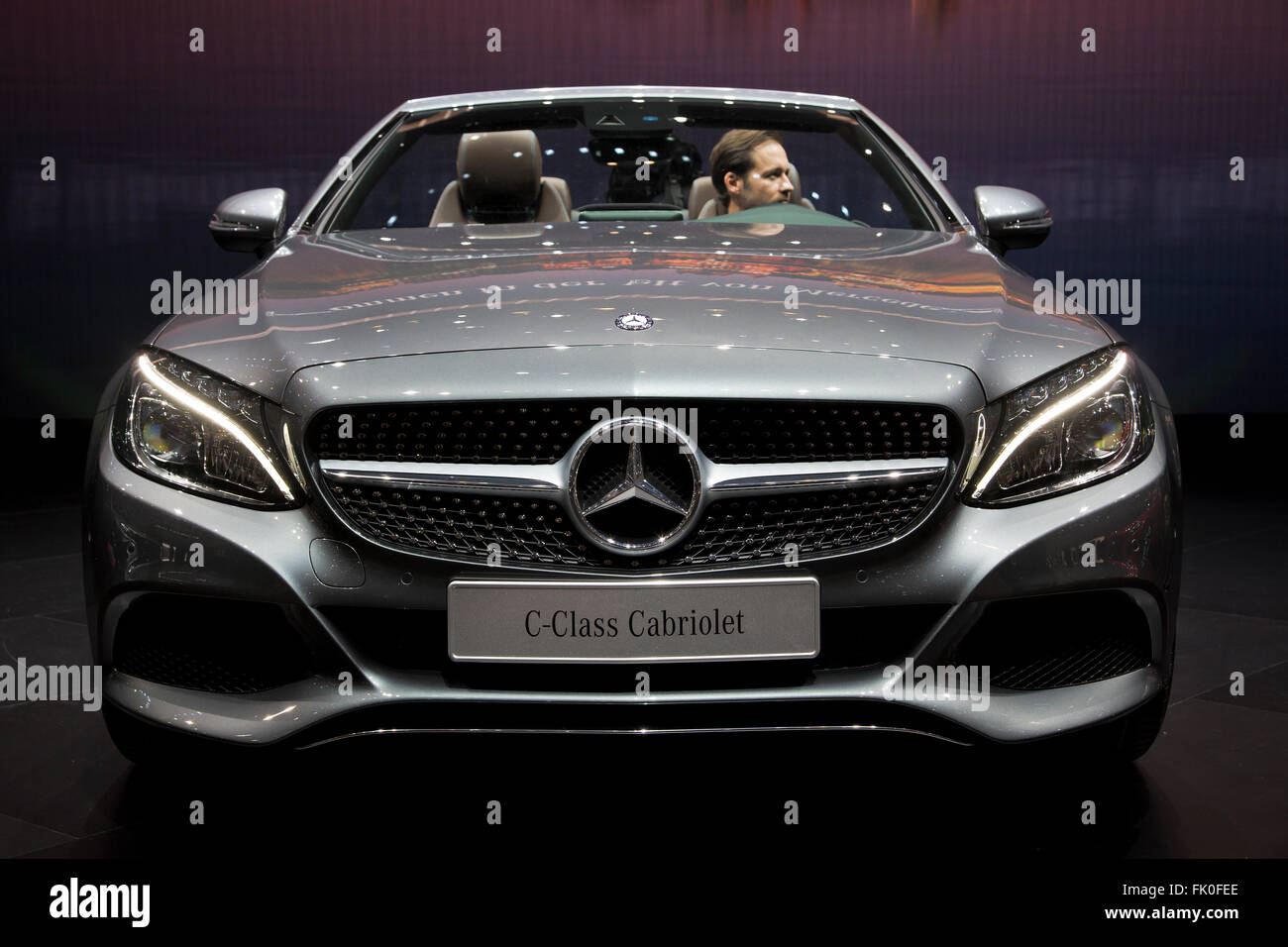 Mercedes Classe C Cabriolet al Salone di Ginevra 2016 Foto Stock