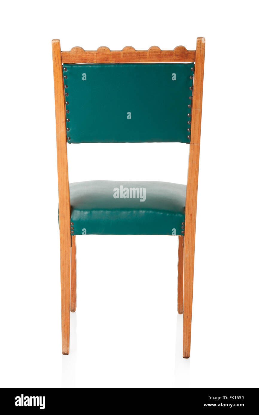 Green vecchia sedia, vista posteriore sul bianco, tracciato di ritaglio Foto Stock