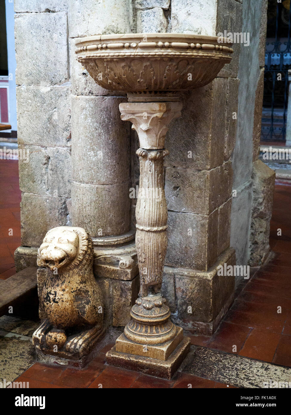 Collegiata di Santa Maria Assunta - Semoneta, Italia Foto Stock
